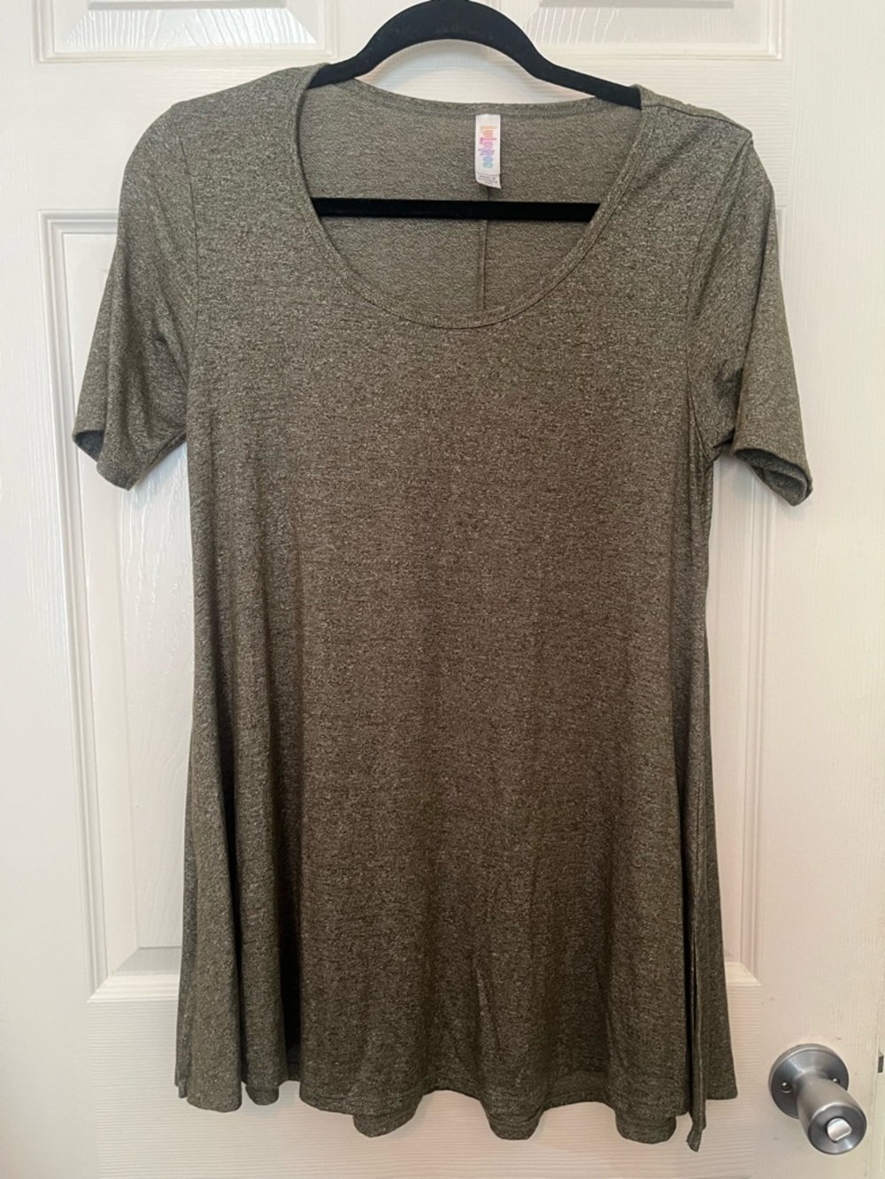LuLaRoe Olive Green XXS Perfect Tee